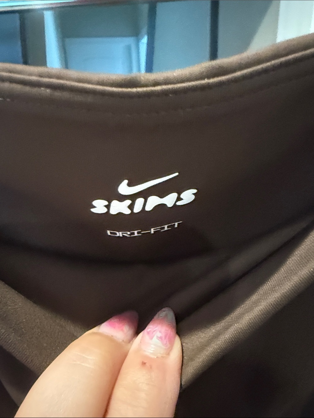 SKIMS Sculpting High-Waist Leggings in Brown - Picture 4 of 5